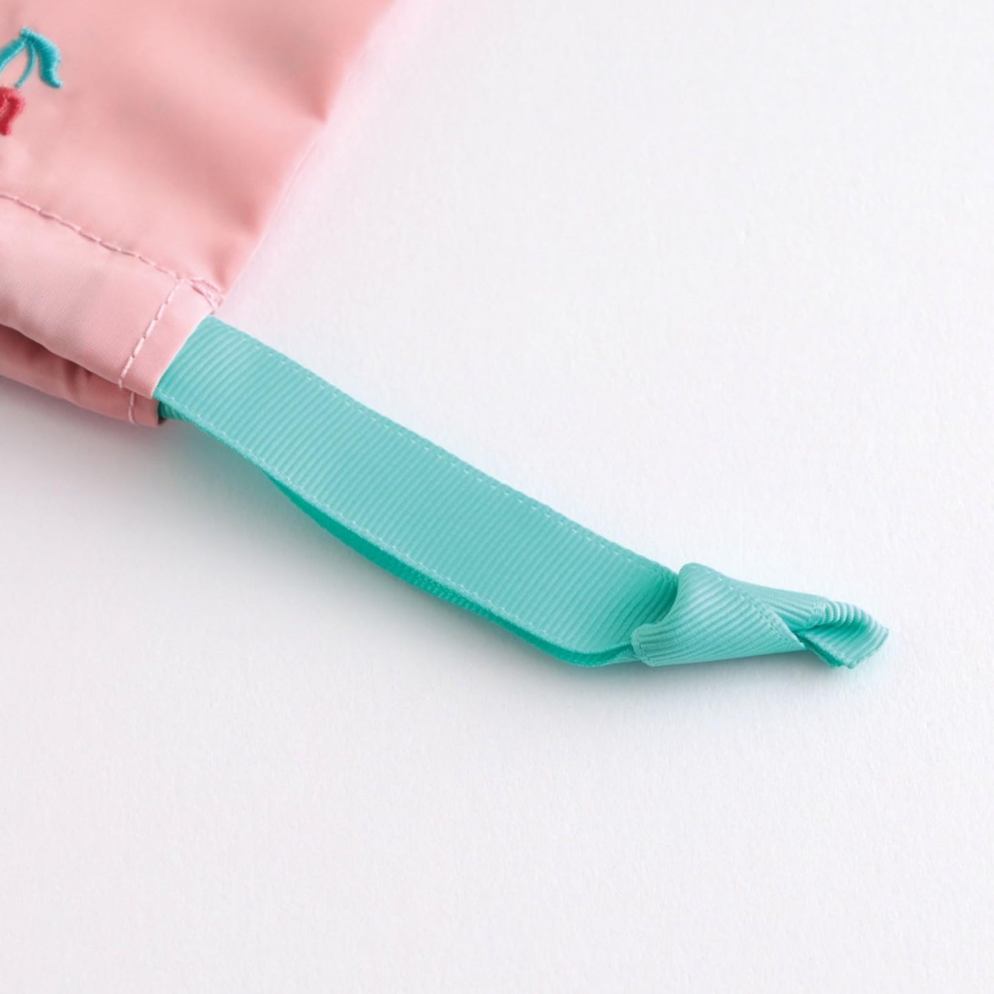 Green Flash Animal Department Store Embroidery Drawstring Wombat AD-050