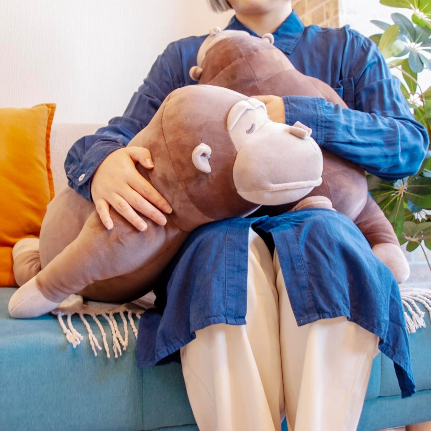 LIV HEART Nemu Nemu Animals body pillow (L) Gorilla 48907-92