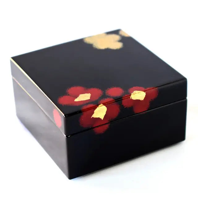 Small square box, red and white flower | Jewelry Cases