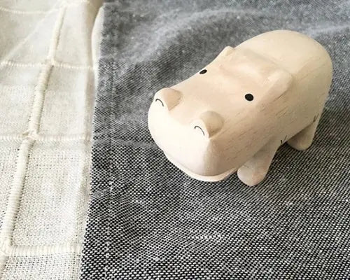 T-lab polepole animal Hippopotamus