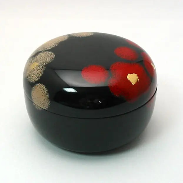 Bonbonniere Red and white lacquered candy box