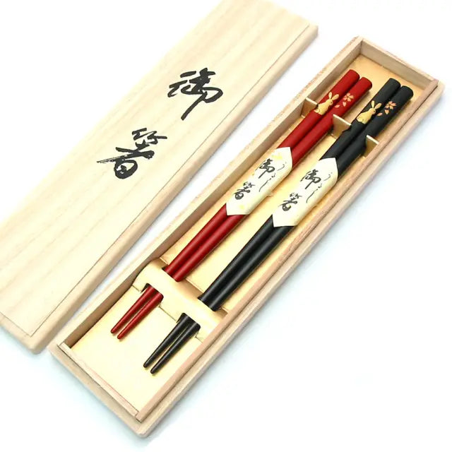 Couple chopsticks with flower rabbit design, wooden box