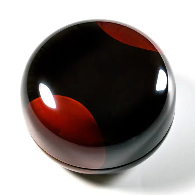 Bonbonniere Sun and Moon Sandalwood Lacquer Candy Box