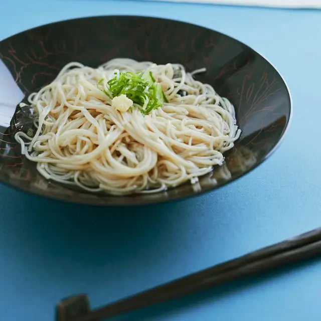 Bowl, Peony Carving, Small Lacquer-painted, Medium Bowl