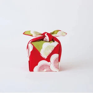 Kyoohoo Chirimen Furoshiki Plum red/green