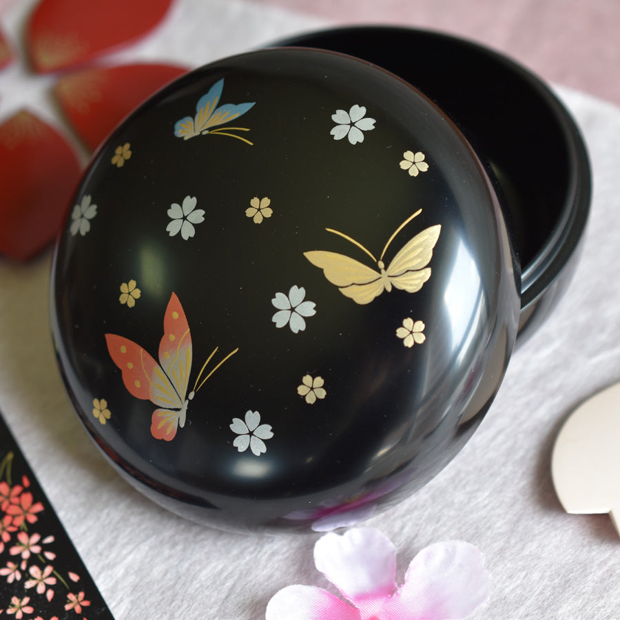 Bonbon container, lacquered candy box, bonbonniere
