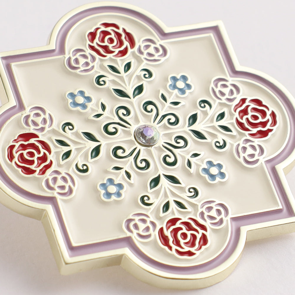 KUNIKA PIN BADGE
