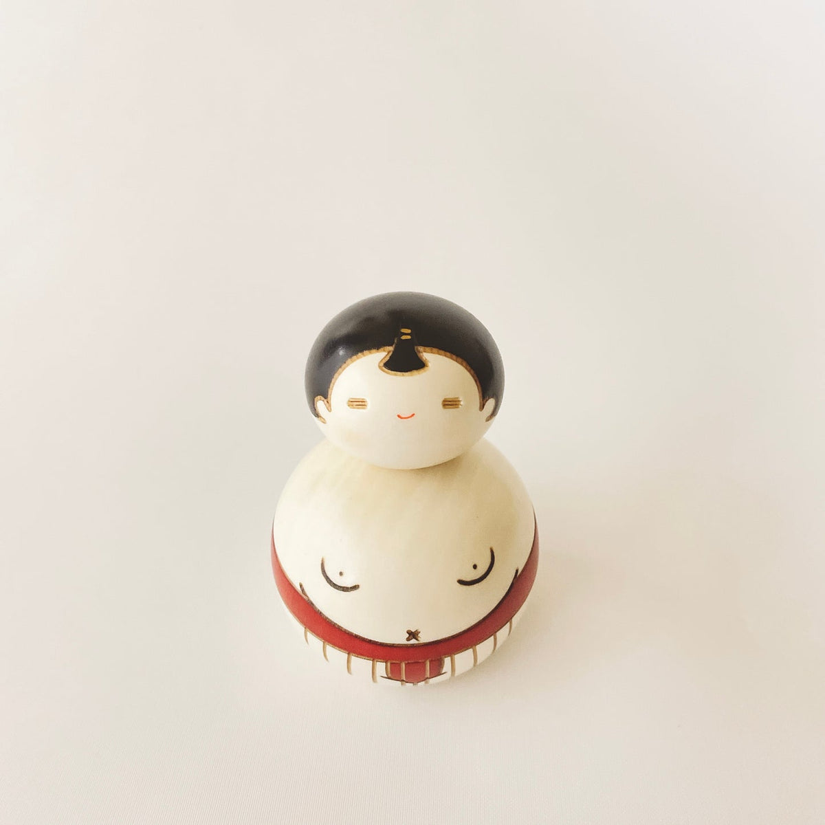 Sumo wrestler (red)