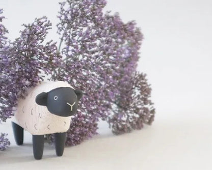 T-lab polepole animal Sheep