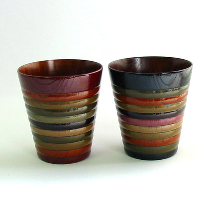 Free cup with spinning top design, made of Zelkova wood and lacquered