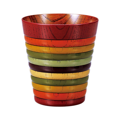 Free cup with spinning top design, made of Zelkova wood and lacquered