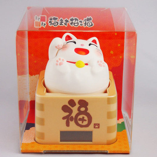 Solar Powered Masu Masu Manekineko White